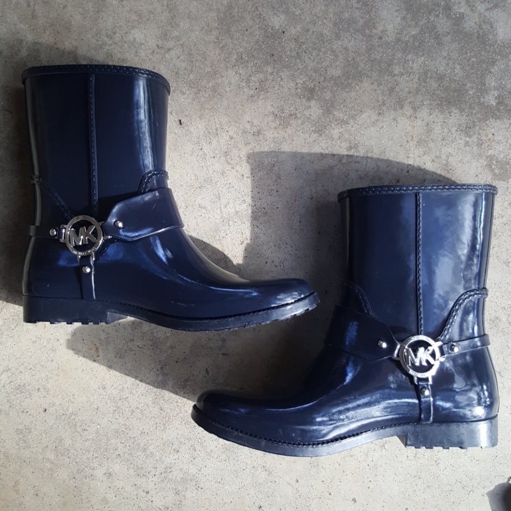 Beautiful Micheal Kors rain boots brand new!
